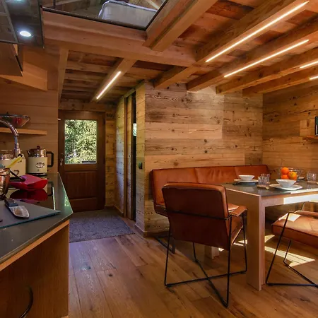 Mazot Du Mont-Blanc W/View, Terrace & Stove, Chalet *
