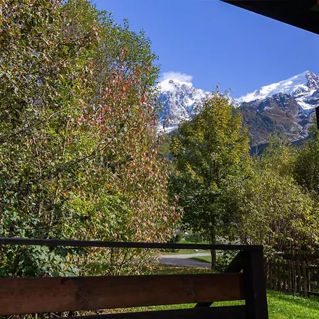 Mazot Du Mont-Blanc W/View, Terrace & Stove, Chalet